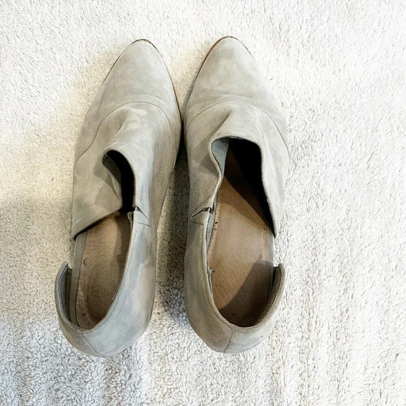 Shellys London Gray Suede Bootie Women 10 Ankle Boots Cut-Out Heeled Pointed Toe - Picture 3 of 11